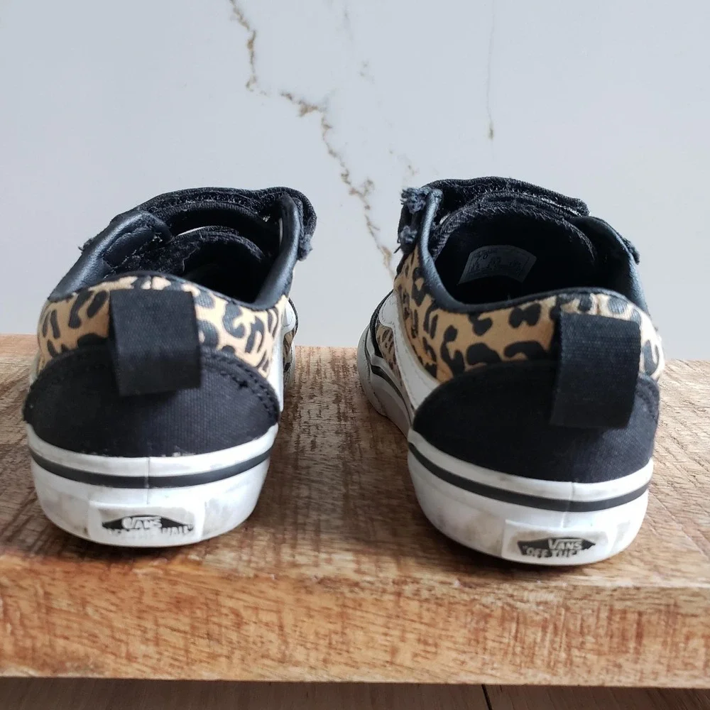 Vans Old Skool V Shoes Girls Toddler 7 Black Leopard Print Double Strap Casual